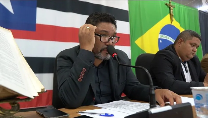 Vereador Pastor Max solicita pavimentação de ruas no bairro São Raimundo, em Codó