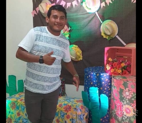 HOMEM VAI PRA MOTEL E LIGA PRA ESPOSA IR PAGAR A CONTA, COMO ELA NÃO FOI ELE CHEGOU EM CASA A ESPANCOU E TOCOU FOGO NA CASA QUE POR SINAL É ALUGADA