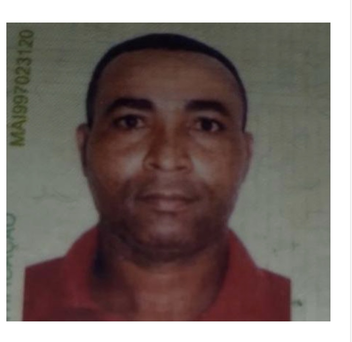 HOMEM É ASSASSINADO AGORA A POUCO EM CODÓ COM UMA FACADA NO PESCOÇO