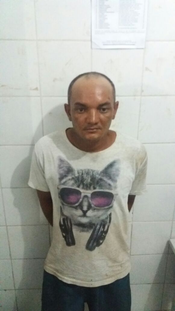 BANDIDOS INVADEM ESCOLA DE CODÓ E TOMAM 15 CELULARES, UM DOS ACUSADOS JÁ ESTÁ PRESO- VEJA VÍDEO.