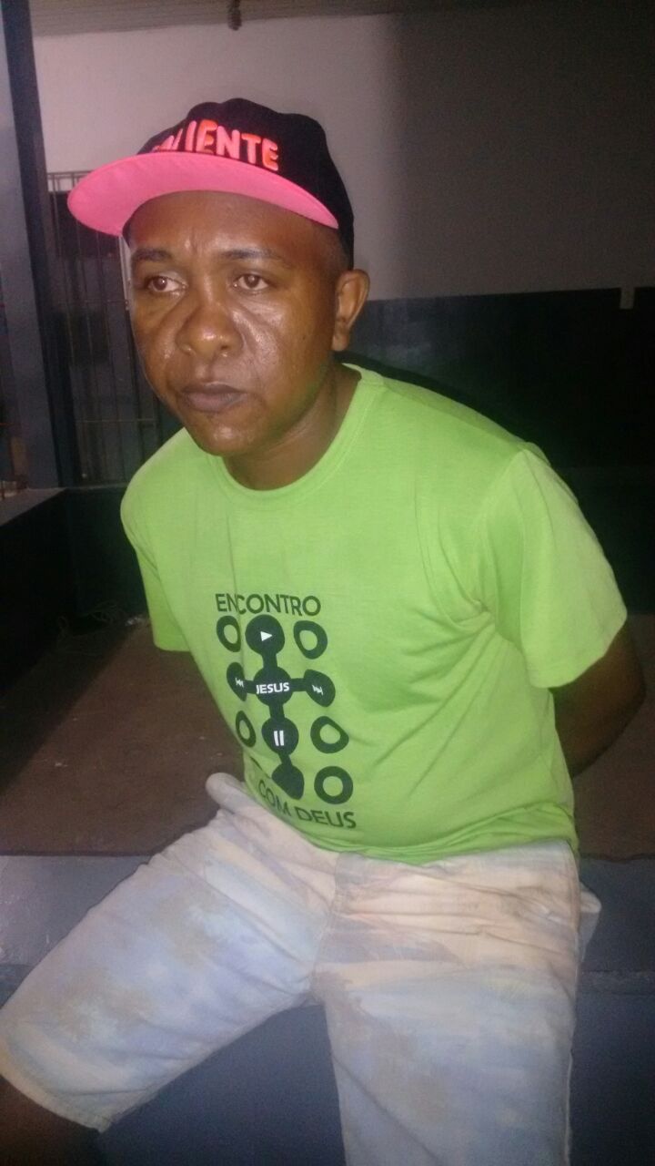 HOMEM É PRESO EM CODÓ COM COCAÍNA EM CLUBE DE FESTA.