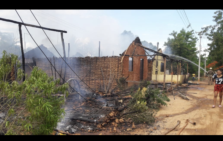INCÊNDIO DESTRÓI VÁRIAS CASAS EM ZONA RURAL DE CODÓ, DEIXA UM MORTO E VÁRIOS FERIDOS