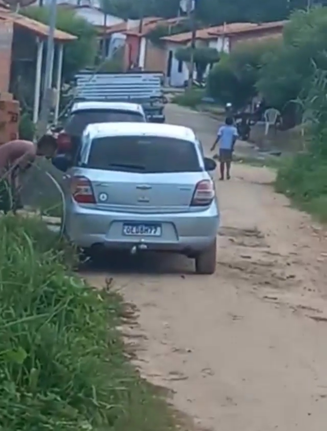 INAUGURAÇÃO DE POÇO ARTESIANO NO BAIRRO CODÓ NOVO PELO PREFEITO JOSÉ FRANCISCO VIROU MOTIVO DE PIADA ENTRE O POVO. VEJA VIDEO DE MORADORES
