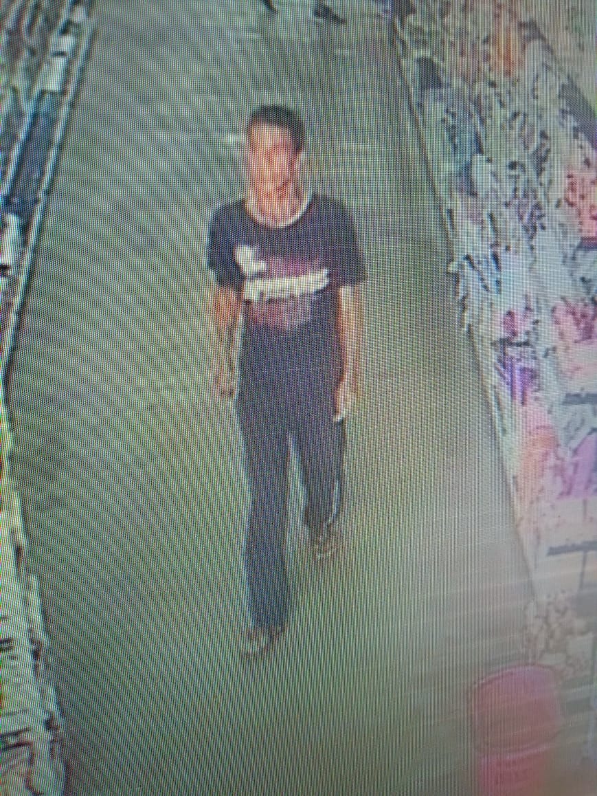 VÍDEO MOSTRA HOMEM FURTANDO UMA COLHER DE INOX EM SUPERMERCADO DE CODÓ