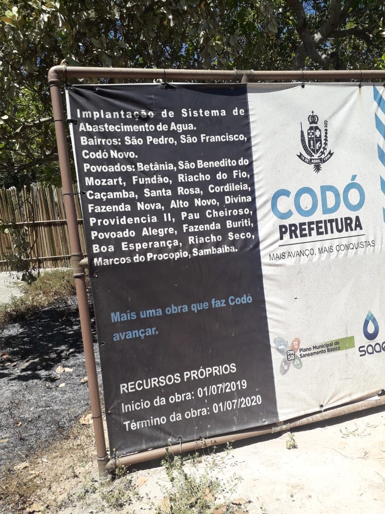 MORADORES DA LOCALIDADE CAÇAMBA EM CODÓ ESTÃO BEBENDO ÁGUA RUIM DE CACIMBA PORQUE O POÇO PERFURADO HÁ MAIS DE UM ANO NUNCA FOI INAUGURADO. FOI ABANDONADO!
