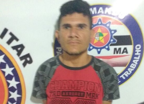 CASAL DE TIMBIRAS É PRESO COM 345 GRAMAS DE CRACK DENTRO DO VEICULO