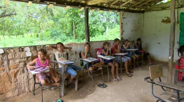 EM 2007 A EDUCAÇÃO DE CODÓ JÁ ERA VERGONHA NACIONAL COM DESTAQUE NA GLOBO