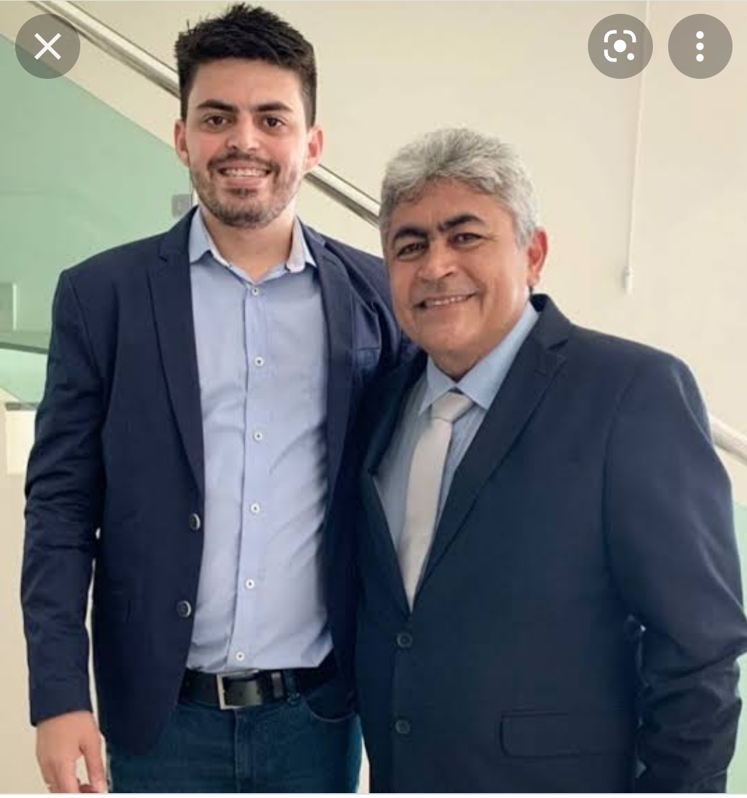 ASSUMINDO RISCO DE CONTAMINAÇÃO EM MASSA PELO COVID EM CODÓ , PREFEITO ZÉ FRANCISCO DISSE QUE SÓ VAI ASSINAR NOVO DECRETO APÓS BLOCO CARNAVALESCO DE PEDRO NERES IR PRAS RUAS COM MULTIDÃO.