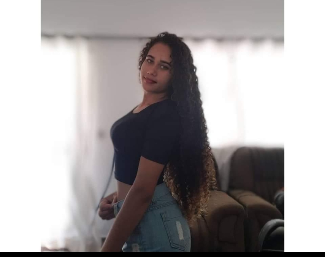 FAMÍLIA DE JOVEM MORTA EM COROATÁ ABRE CAIXÃO E DESCOBRE QUE POLÍCIA MENTIU AO DIZER QUE ELA TERIA LEVADO APENAS UM TIRO. AFINAL QUEM MATOU CAROL?? VEJA VÍDEO