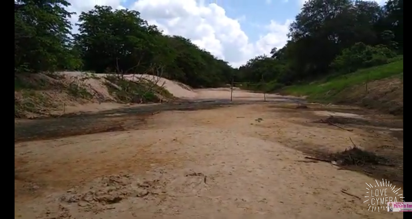 VÍDEO –IMAGEM DO RIO ITAPECURU SECO EM CODÓ CHOCA POPULAÇÃO. O RIO VIROU CAMPO DE FUTEBOL