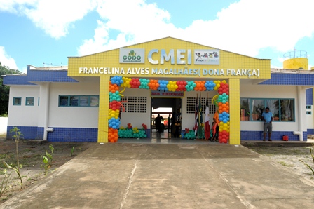 Prefeito Zito Rolim entrega Centro Municipal de Educação Infantil Francelina Alves Magalhães para o Km 17