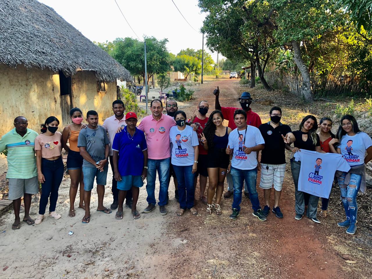 Evimar Barbosa visita localidades e conversa com moradores da zona rural em Codó
