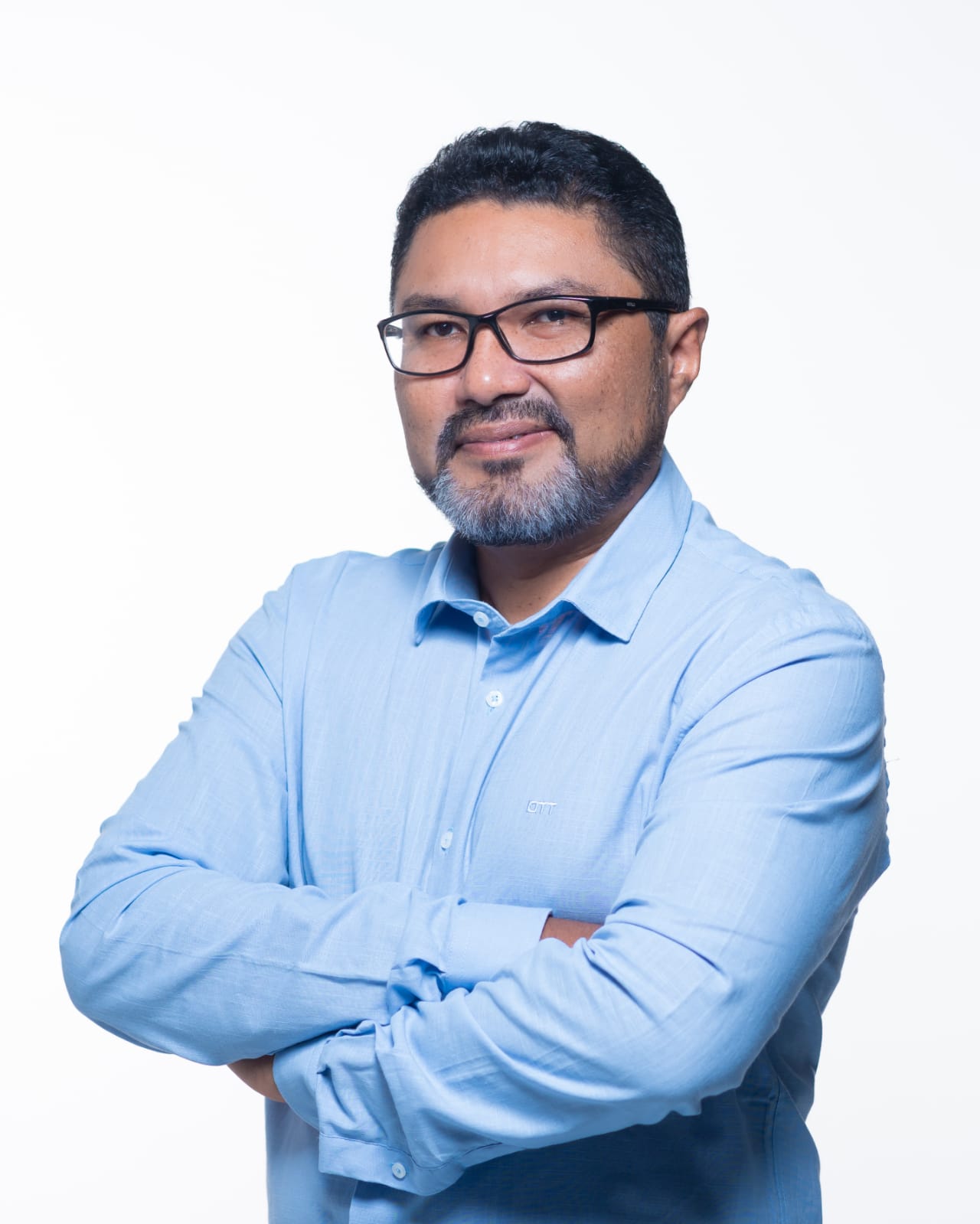 SAIBA O ESTADO DE SAÚDE DO VEREADOR PASTOR MAX: INTERNADO EM TERESINA-PI, SEM PREVISÃO DE ALTA.