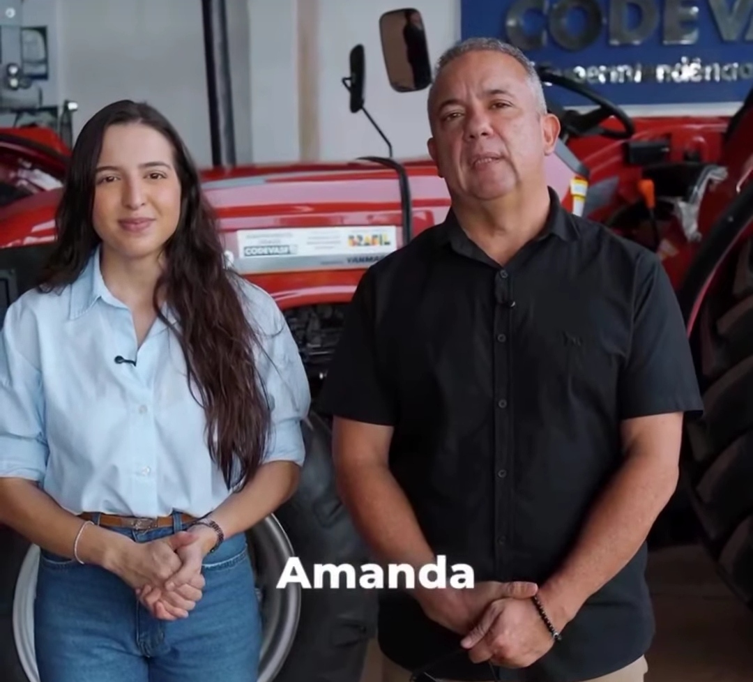Vereador Araújo Neto recebeu máquina e barracas para agricultores e feirantes de Codó após pedido atendido pela deputada Amanda Gentil