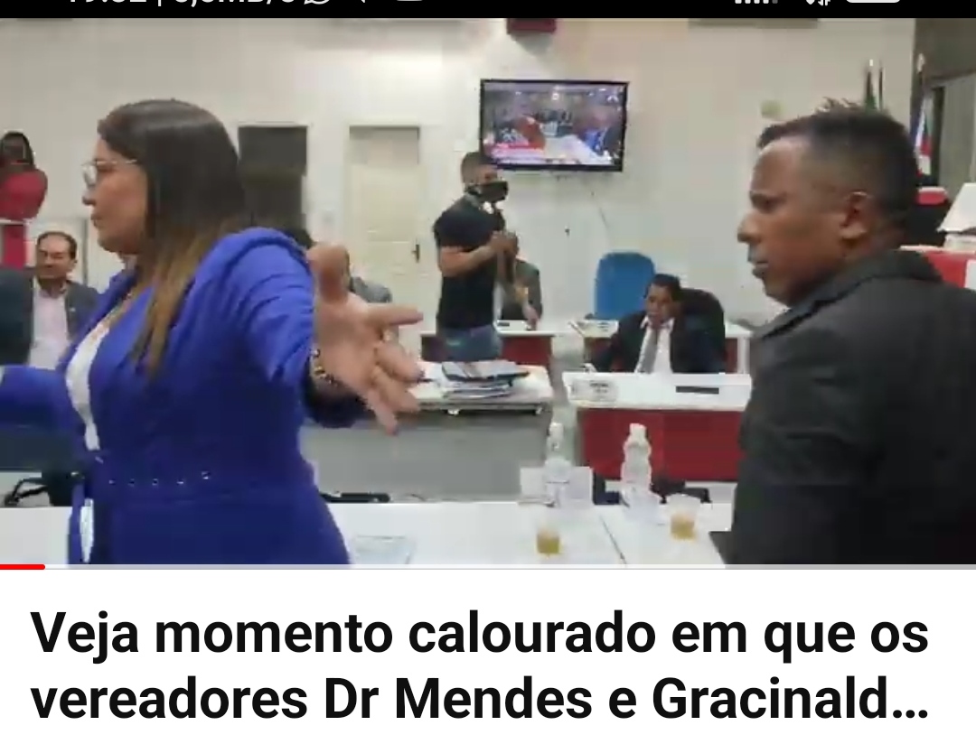 CONFUSÃO NA CÂMARA MUNICIPAL DE CODÓ nesse momento: O SOCO NÃO ROLOU PORQUE DIVIDIRAM A BRIGA ENTRE DOIS VEREADORES. VÍDEO VEJA