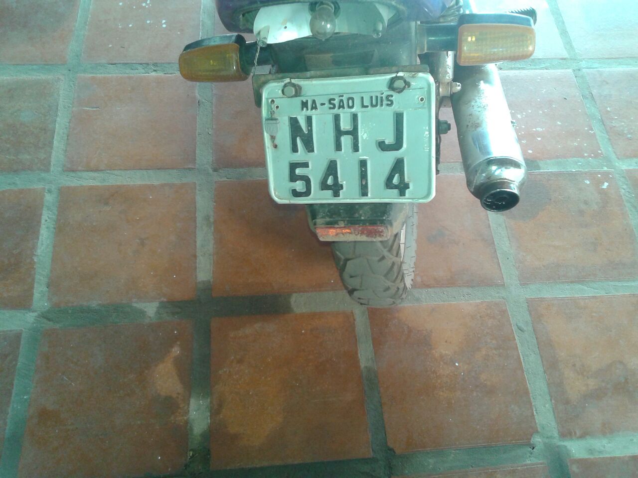 MOTO ROUBADA É RECUPERADA EM TIMBIRAS