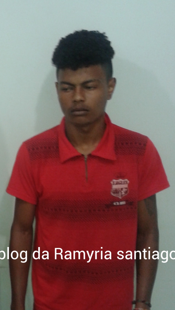 POLÍCIA PRENDE DOIS ASSALTANTES QUE TENTARAM ROUBAR A ESCOLA MATA ROMA EM CODÓ.