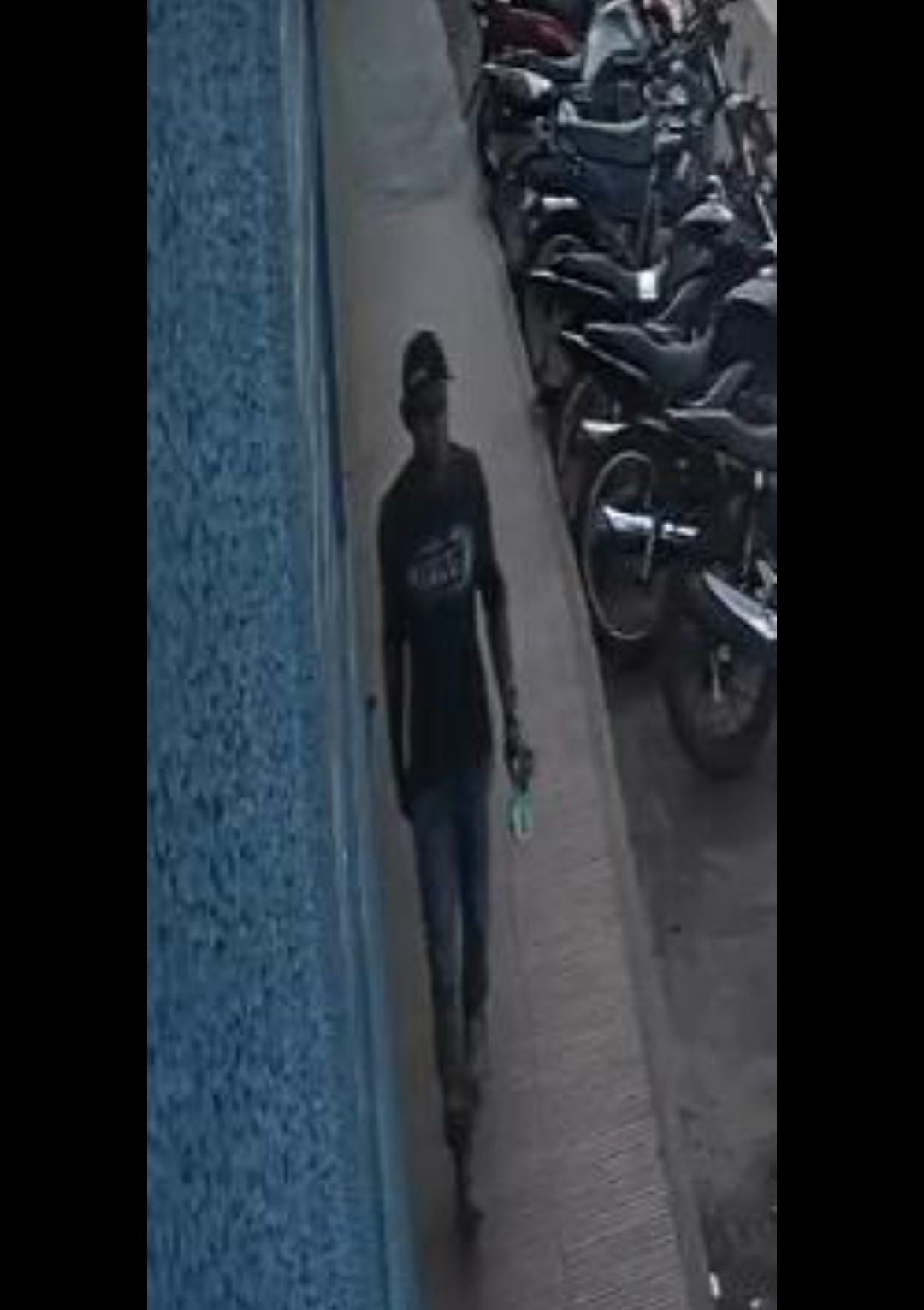 FUNCIONÁRIO DO COMERCIAL CENTRO ACABA DE TER SUA MOTO FURTADA EM FRENTE AO LOCAL DE TRABALHO EM CODÓ. VEJA VÍDEO…