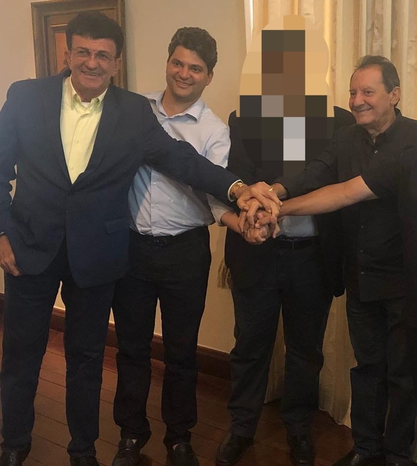 ZITO ROLIM JÁ COMEÇOU A MEXER OS PAUZINHOS PRA PEGAR A PREFEITURA  NOVAMENTE, MAIS SE ALGO DER ERRADO, CHIQUINHO OLIVEIRA JÁ SE PREPARA PRA SUBSTITUIR ZITÃO!