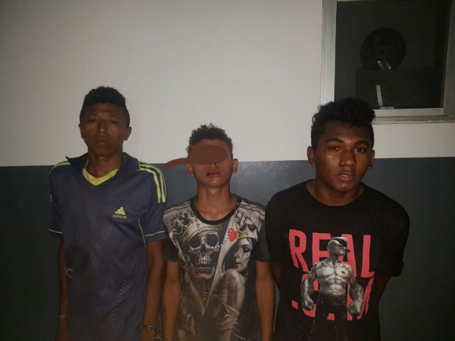 TRÊS JOVENS PRESOS EM CODÓ POR ROUBO DE VEÍCULOS