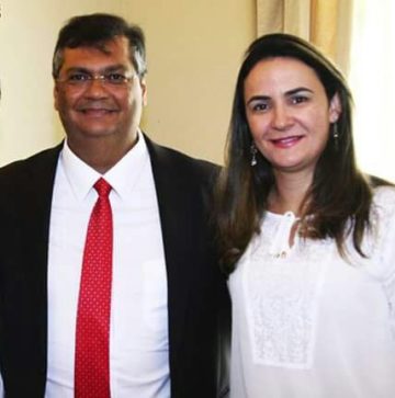 ESPOSA DE FLAVIO DINO E MÁRCIO JERRY SOFREM ACIDENTE; PRIMEIRA-DAMA PASSARÁ POR CIRURGIA.
