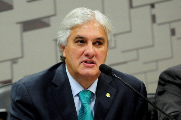 LÍDER DO GOVERNO NO SENADO DELCÍDIO DO AMARAL DO PT É PRESO