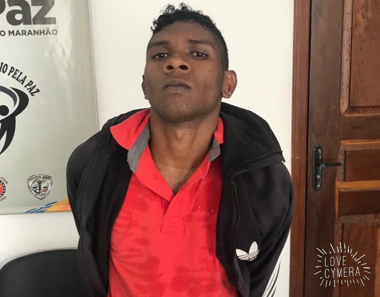 VEJA VIDEO: PM EVITA LINCHAMENTO DE ASSASSINO EM PERITORÓ.