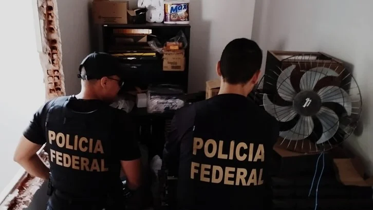 Polícia Federal realiza operação contra fraudes em licitações envolvendo recursos do FUNDEB e FNS no Maranhão