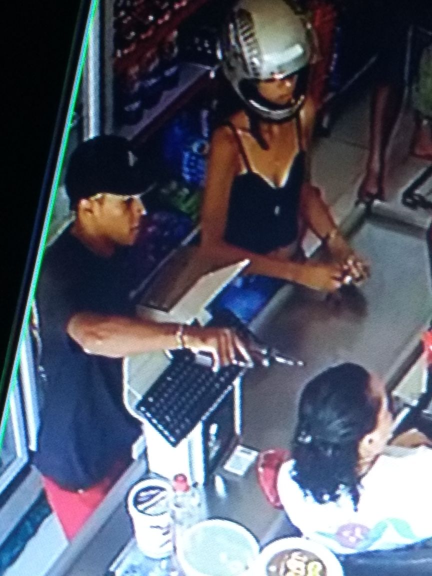 VÍDEO MOSTRA MOMENTO EM QUE LADRÕES ROUBAM COMERCIO EM CODÓ ARMADOS. ELES AINDA NÃO FORAM IDENTIFICADOS