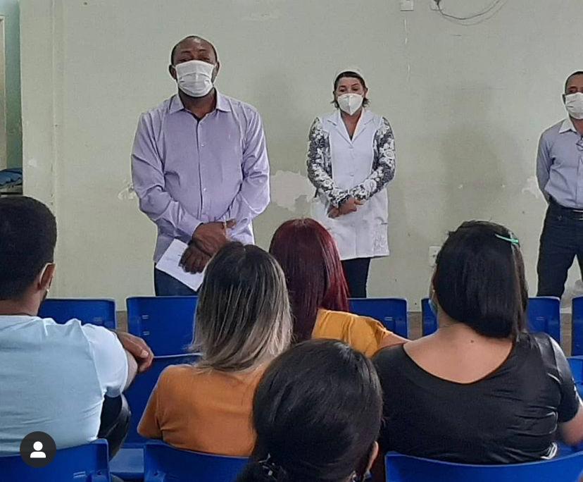 CHEFE DA ENFERMAGEM NEIDINA DO HGM VAI DEMITIR TODAS AS PESSOAS QUE ELA ACHA QUE ESTÃO LHE  DENUNCIANDO AQUI NO BLOG. AMANHA DUAS PESSOAS SERÃO DEMITIDAS PELO DIRETOR POR ORDEM DELA.