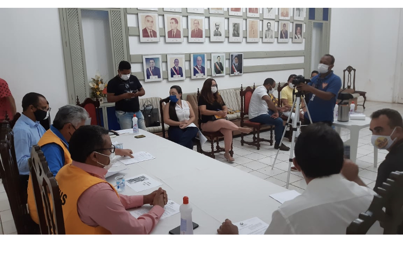 UMA ASSESSORIA NO FUNDO DO POÇO COM WALNEY FILHO QUE DEDUZ QUE APENAS A ASCOM É SUFICIENTE E NEM A TV CIDADE TEM VEZ: A IMPRENSA NÃO É NOTIFICADA A PARTICIPAR DAS COLETIVAS QUE É DE UTILIDADE PÚBLICA.