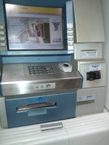 PERIGO EM CAIXAS ELETRÔNICOS DE CODÓ.