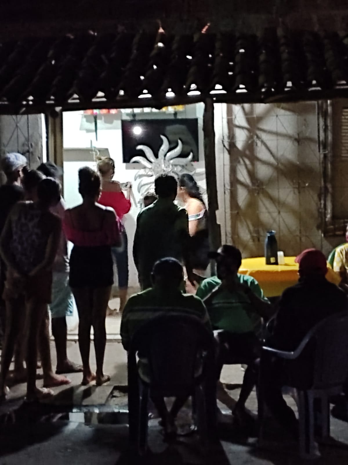 ACABOU DE CHEGAR CORPO DA TRAVESTIR EM CODÓ , VEJA VÍDEO DO MOMENTO E A FALA DA MÃE DELA QUE AGRADECE A TODOS QUE AJUDARAM NESSA LUTA.