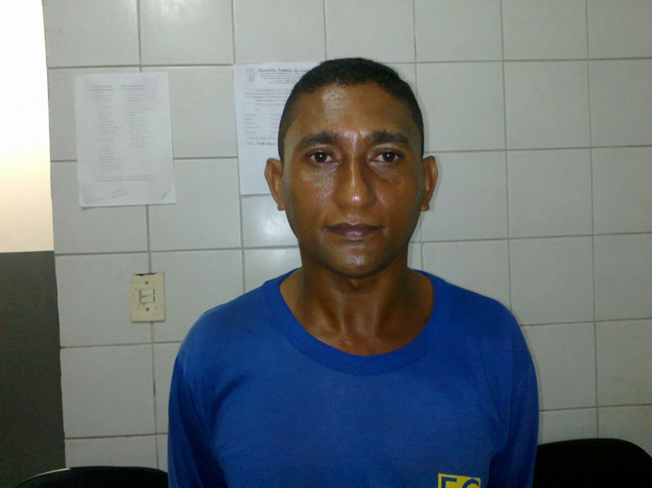 EM OPERAÇÃO NO KM 17 HOMEM É PRESO COM REVOLVER CALIBRE 38 MUNICIADO