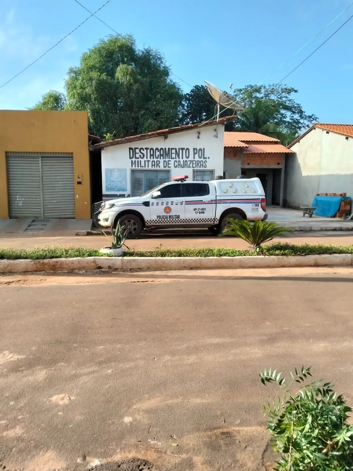 CAJAZEIRAS PEDE SOCORRO: VIATURA QUEBRADA HÁ MAIS DE 1 MÊS DEIXA POPULAÇÃO REFÉM DA INSEGURANÇA