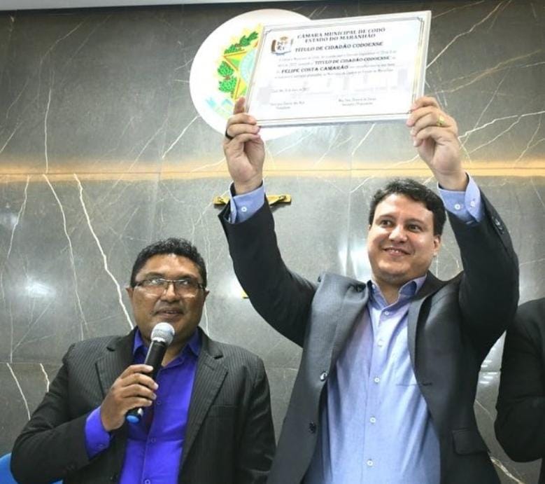 Vereador Pastor Max e Câmara Municipal de Codó concedem Título de Cidadão Codoense a Felipe Camarão