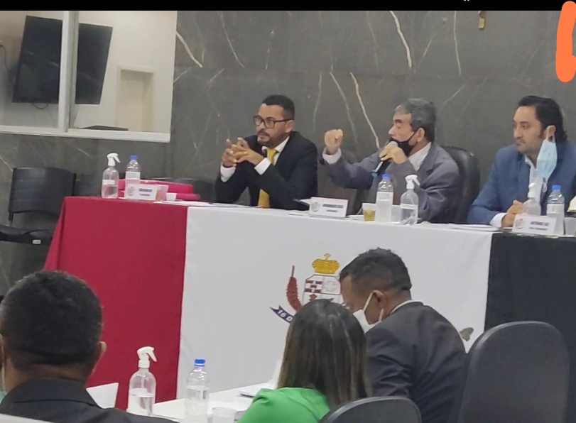 DOMINGOS REIS IRÁ ENTRAR COM AÇÃO NA JUSTIÇA CONTRA O APRESENTADOR ALBERTO BARROS EM NOME DA CÂMARA MUNICIPAL 