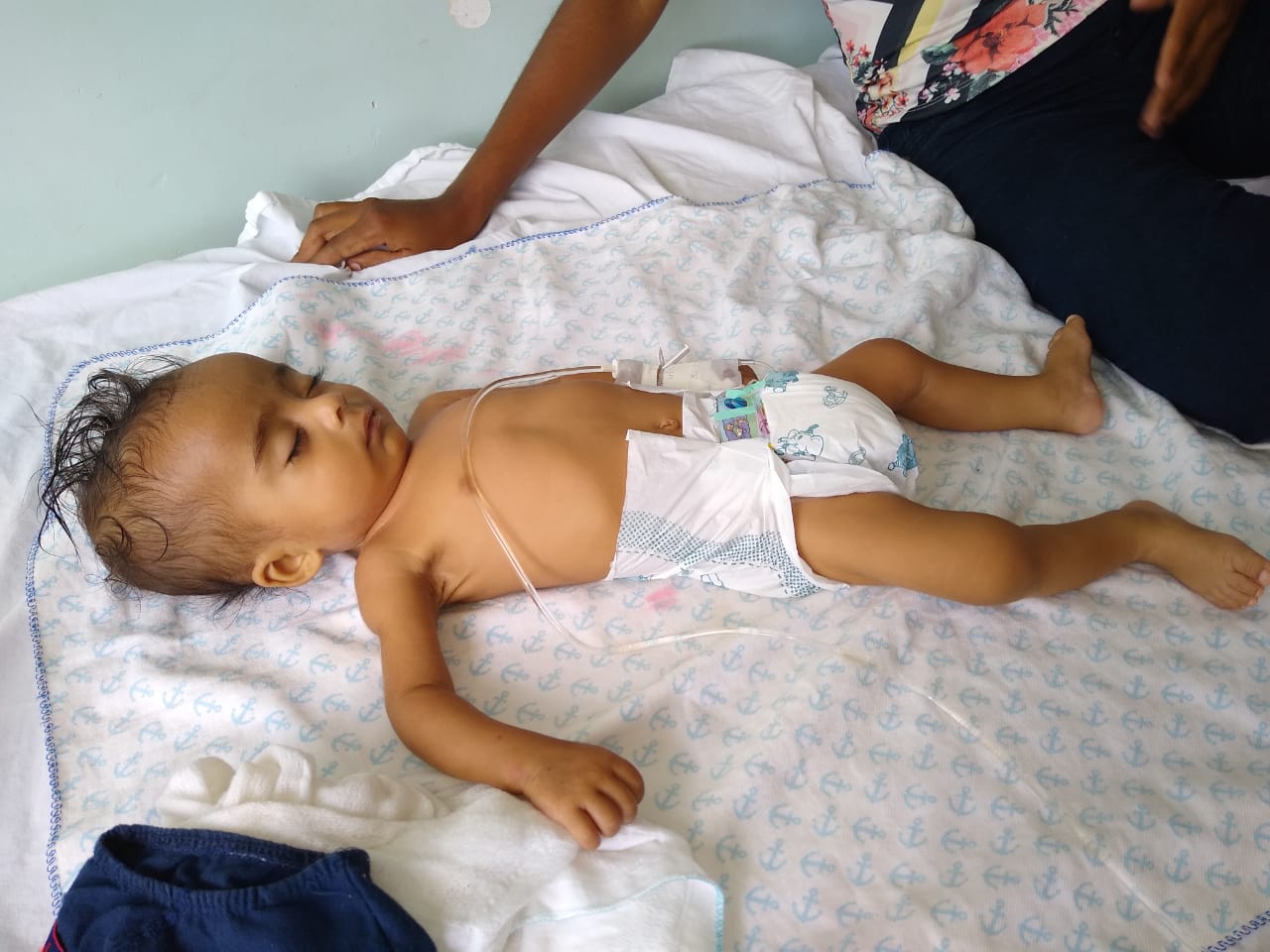 CRIANÇA DE 6 MESES ESTÁ INTERNADA EM HOSPITAL DE CODÓ A ESPERA DE UMA TRANSFERÊNCIA E DE UM EXAME DE RAIO X DETALHADO. QUEM PUDER AJUDAR NESSA TRANSFERÊNCIA ENTRE EM CONTATO COM O BLOG