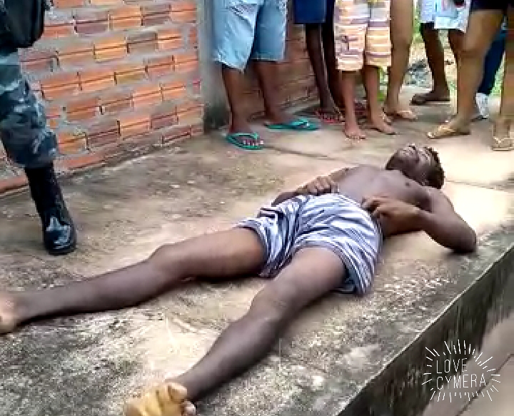 HOMEM É ASSASSINADO AGORA A POUCO EM CODO, VULGO CARA DE CAVALO É MORTO A TIROS.