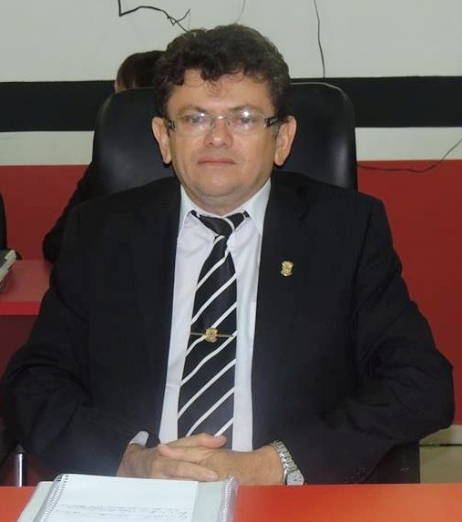 FUNCIONÁRIOS DO SAMU DE CODÓ ESTÃO HÁ MAIS DE TRÊS MESES SEM RECEBER SALARIO,O VEREADOR CARRIM CONSTRUÇÕES DENUNCIA O FATO LAMENTÁVEL.