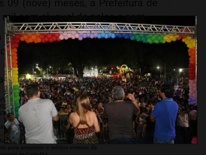 Em 2021, prefeito Zé Francisco “torra” R$ 863 mil com aluguel de palco e som