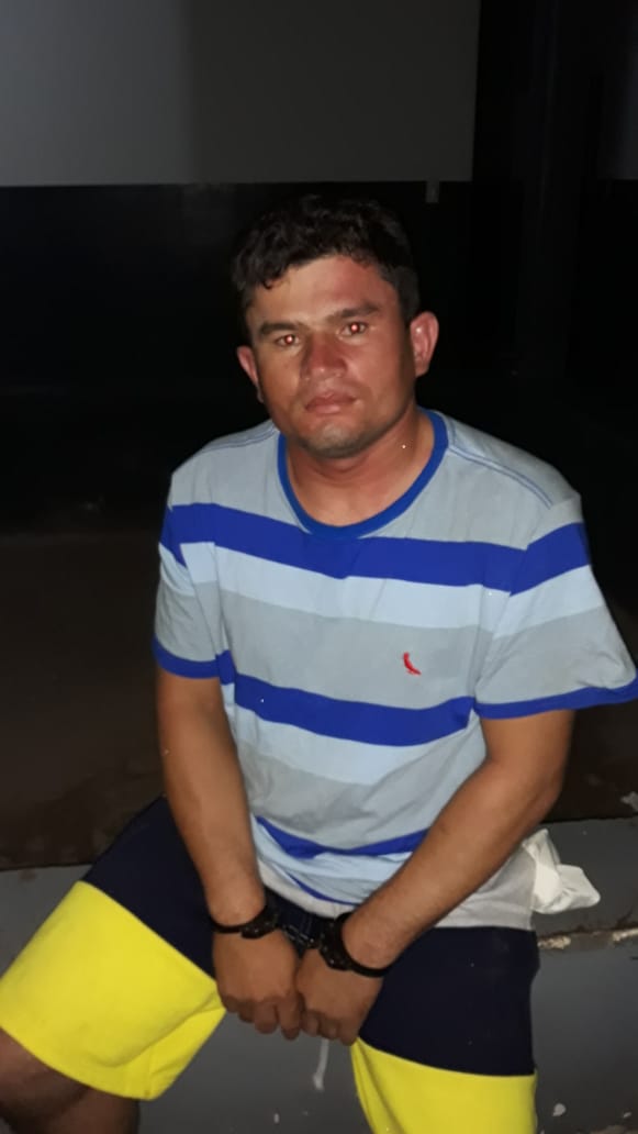 HOMEM É PRESO EM CODÓ TENTANDO FURTAR UMA MOTOCICLETA