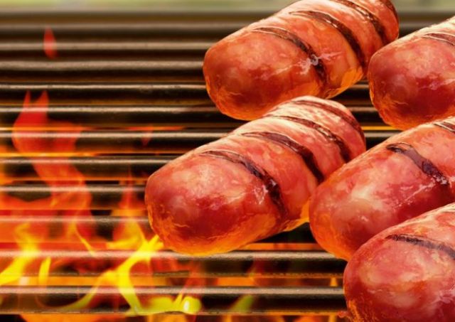 Promoção Fique em Casa e Coma Bem do D’lla Grill. Ligue pro nosso serviço de entrega!