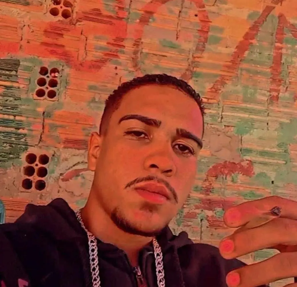 JOVEM É ASSASSINADO A TIROS NESTA MADRUGADA DE DOMINGO EM CODÓ