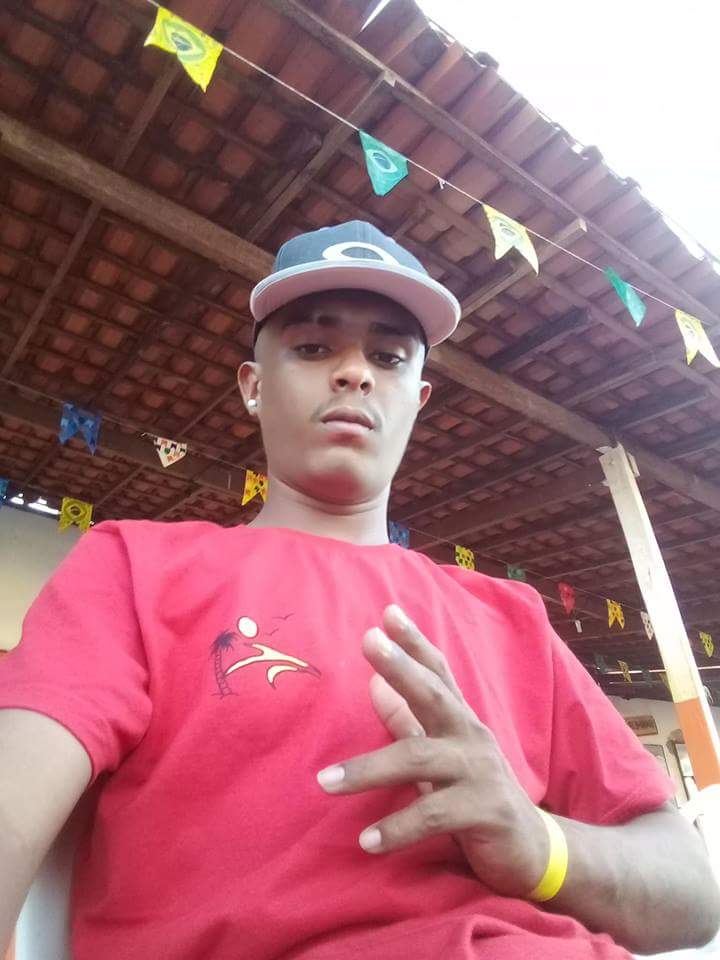 HOMICÍDIO É REGISTRADO EM CODÓ: JOVEM MORRE COM UMA FACADA EM CAMINHADA DE CANDIDATO A DEPUTADO ESTADUAL ZITO ROLIM.