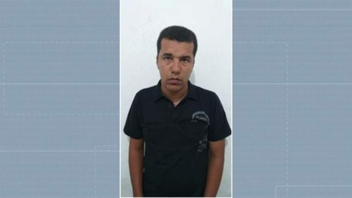 HOMEM FOI PRESO APÓS MOSTRAR O PÊNIS PARA DUAS CRIANÇAS DE 7 E 8 ANOS