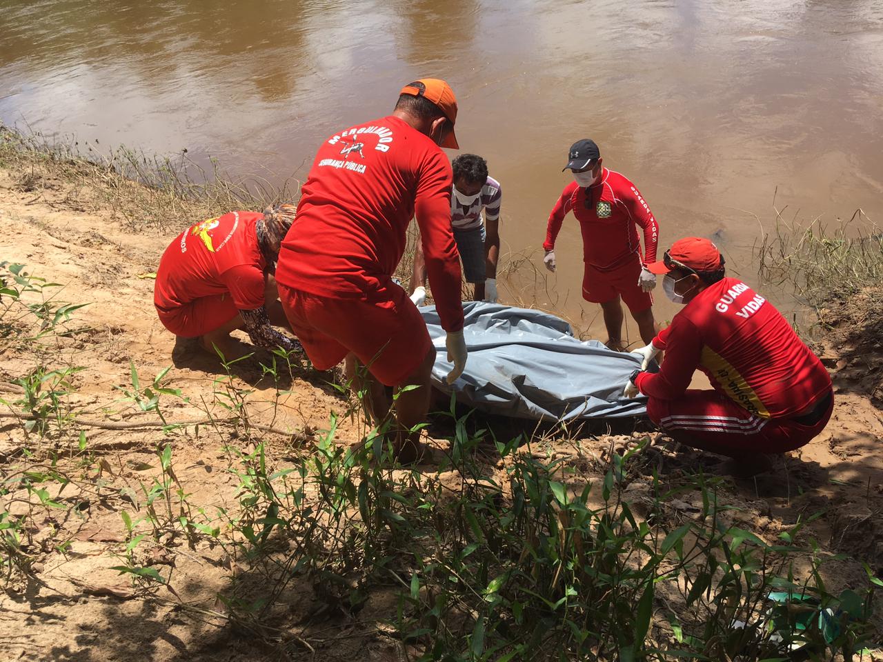 CORPO DO RAPAZ QUE CAIU NO RIO EM CODÓ É ENCONTRADO  CERCA DE 22 KM DE CODÓ