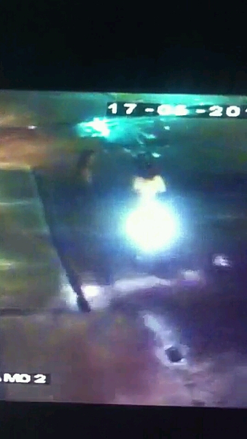 ONDA DE ASSALTOS EM CODÓ SÓ CRESCI- VEJA ESTE VÍDEO DE MAIS UM ASSALTO NA AVENIDA SÃO BENEDITO.