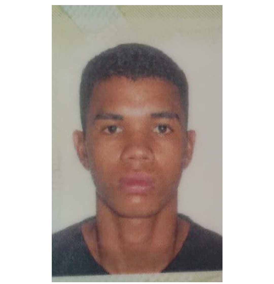 JOVEM DE 17 ANOS É ASSASSINADO A TIROS NO BAIRRO TRIZIDELA NA MANHÃ DE HOJE EM CODÓ 