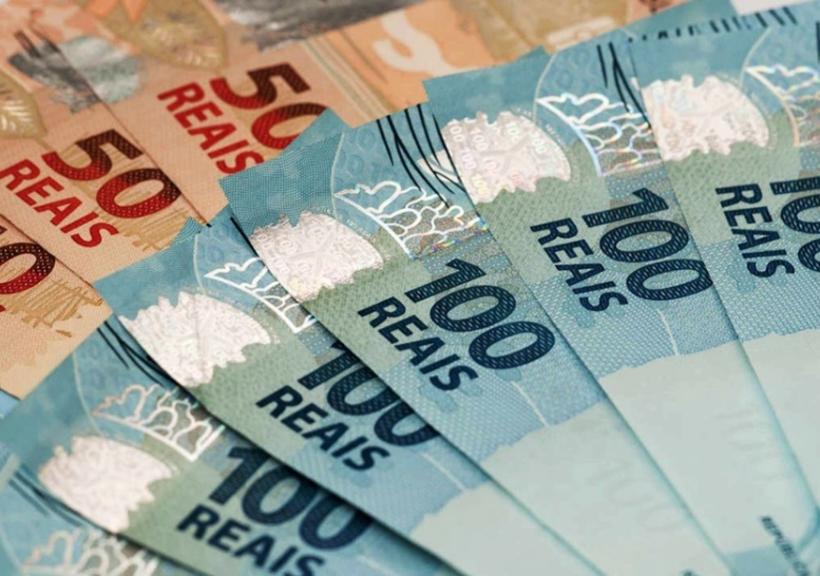 Aposentados começam a receber este mês 1ª parcela do décimo terceiro